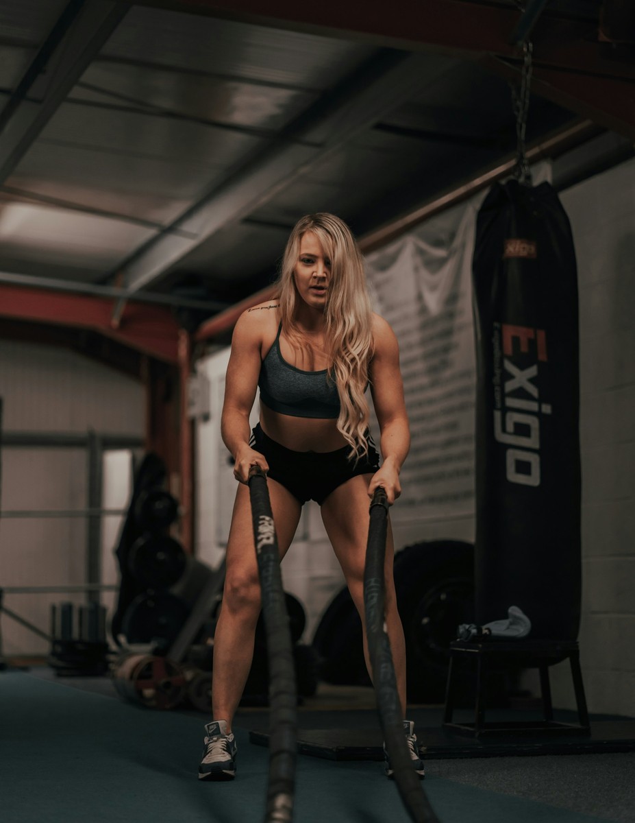 Trainer Anna - VigorFit Elite